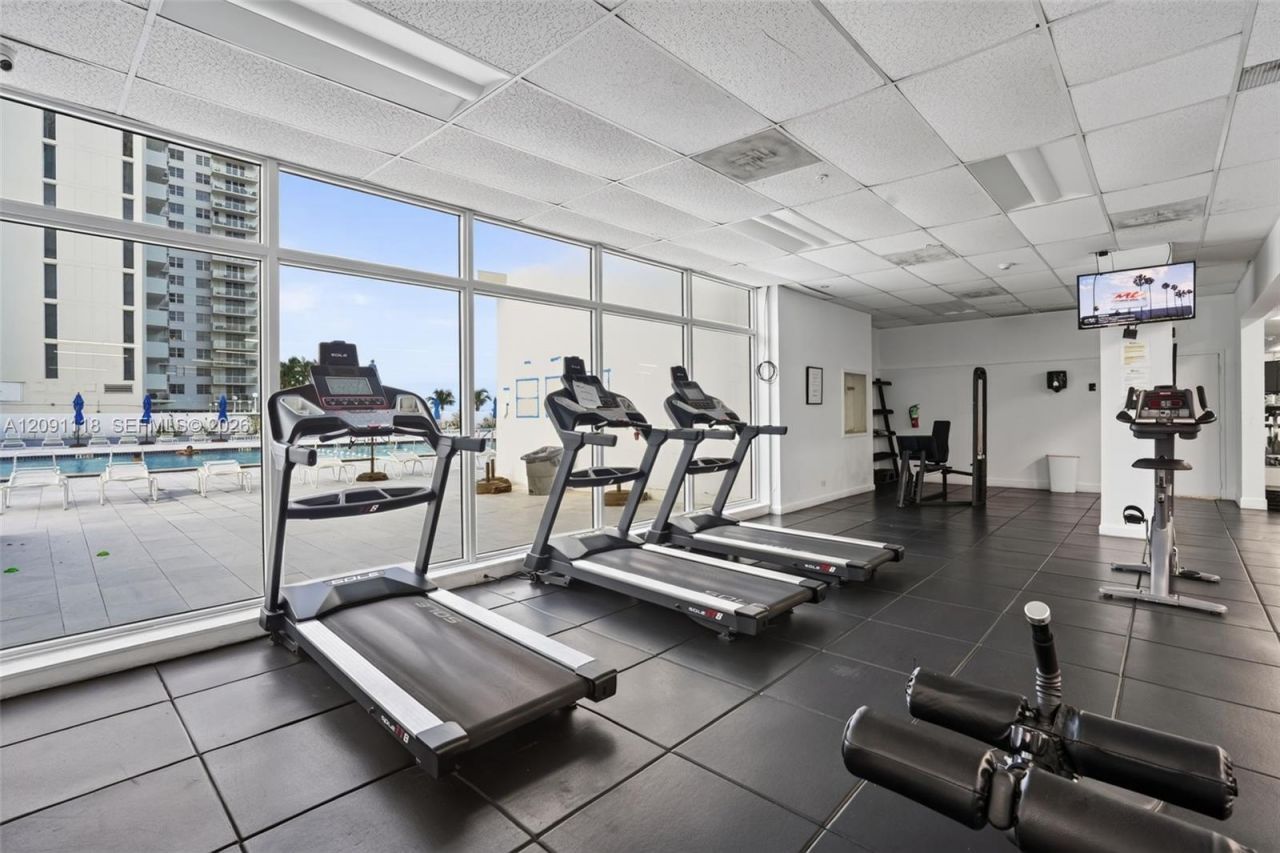 5601 Collins Ave, Unit 1716, Miami Beach, FL 33140 Photo