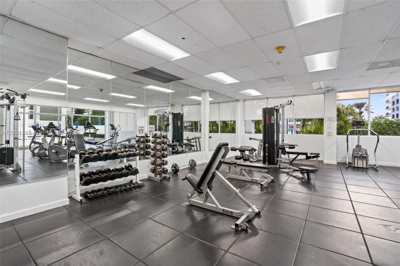 5601 Collins Ave, Unit 1716, Miami Beach, FL 33140 Photo