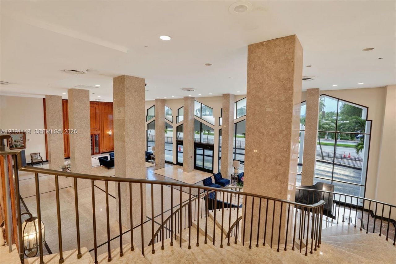 5601 Collins Ave, Unit 1716, Miami Beach, FL 33140 Photo