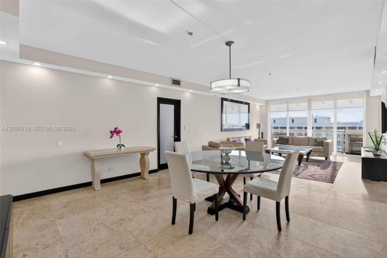 5601 Collins Ave, Unit 1716, Miami Beach, FL 33140 Photo