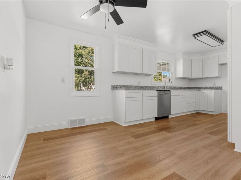 1407 Keuper Boulevard NE, Massillon, OH 44646 Photo 9