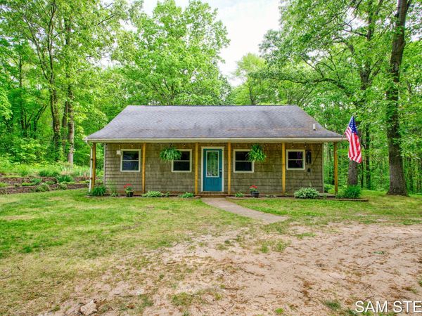 3067 134th Avenue, Hopkins, MI 49328