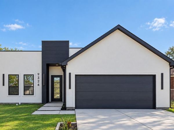 9324 Beckleycrest Avenue, Dallas, TX 75232