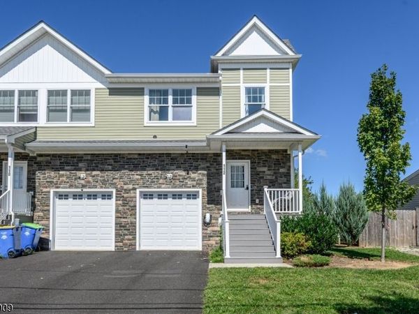 112 Valerie Dr, Manville, NJ 08835
