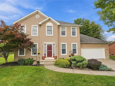 44 E Home Road , Bowmansville, NY 14026