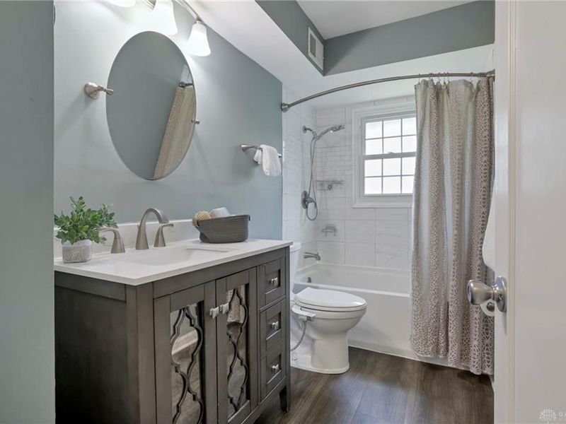 1631 Roxbury Road, Unit B6, Columbus, OH 43212 Photo 12