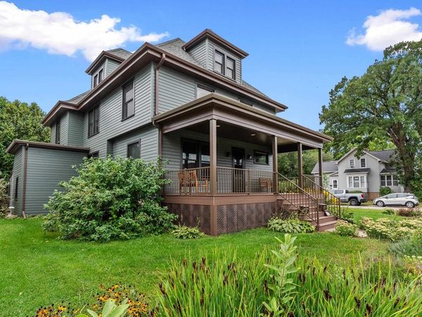 136 E MERRILL AVENUE, Fond Du Lac, WI 54935