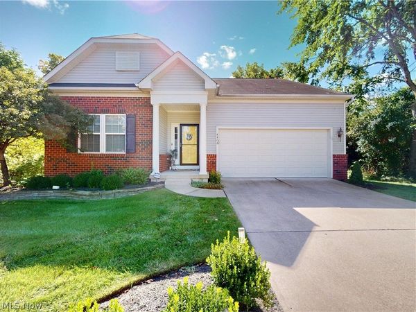 4406 Stoneledge Drive , Richmond Heights, OH 44143