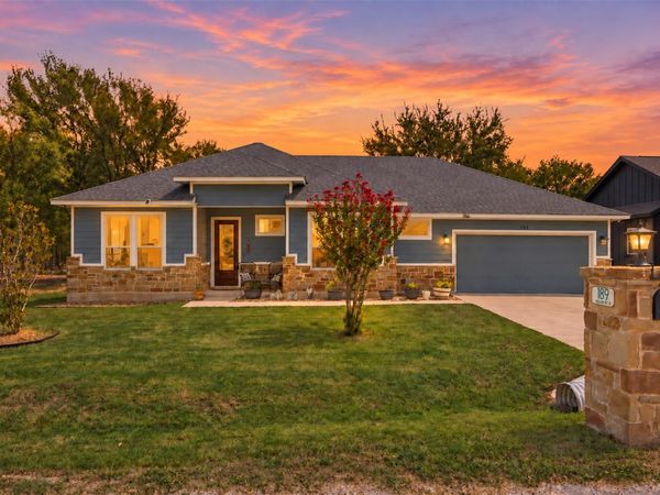189 Waikakaaua DR, Bastrop, TX 78602
