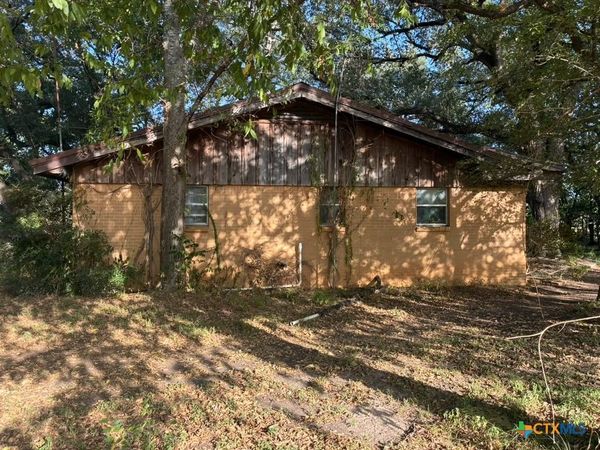 7716 Mcgregor Park Road , Temple, TX 76502