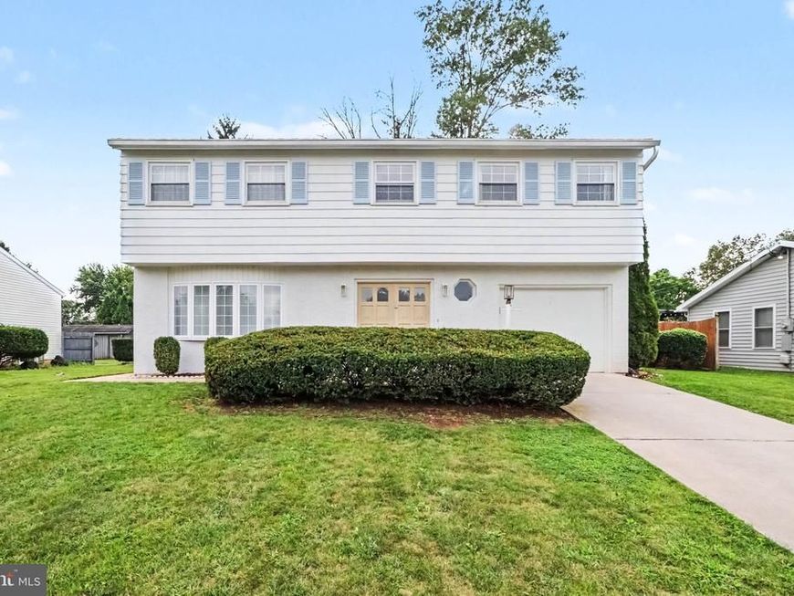 7 Center Drive , Camp Hill, PA 17011 Main Photo
