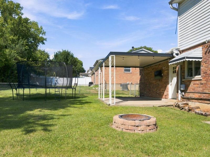 979 Hilliard Drive, Delhi Township, OH 45238 Photo 37
