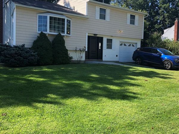 22 Starfire Drive , Centereach, NY 11720