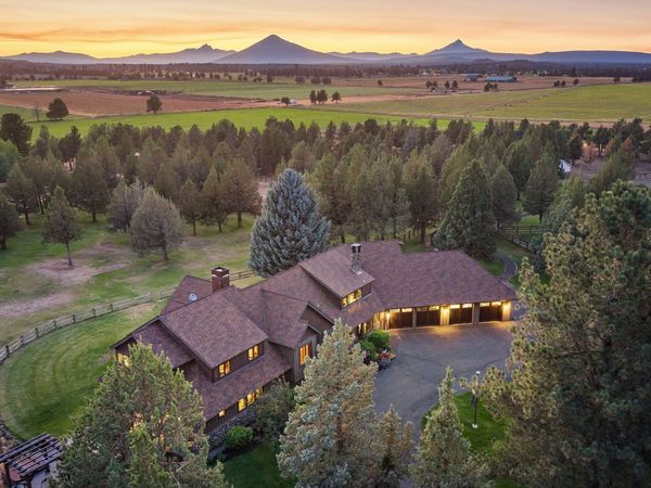 68405 Fryrear Road, Sisters, OR 97759