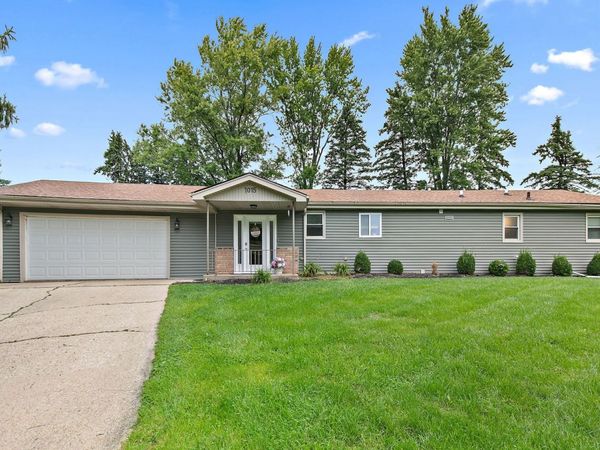 1015 Arctic Circle, Rockford, IL 61108