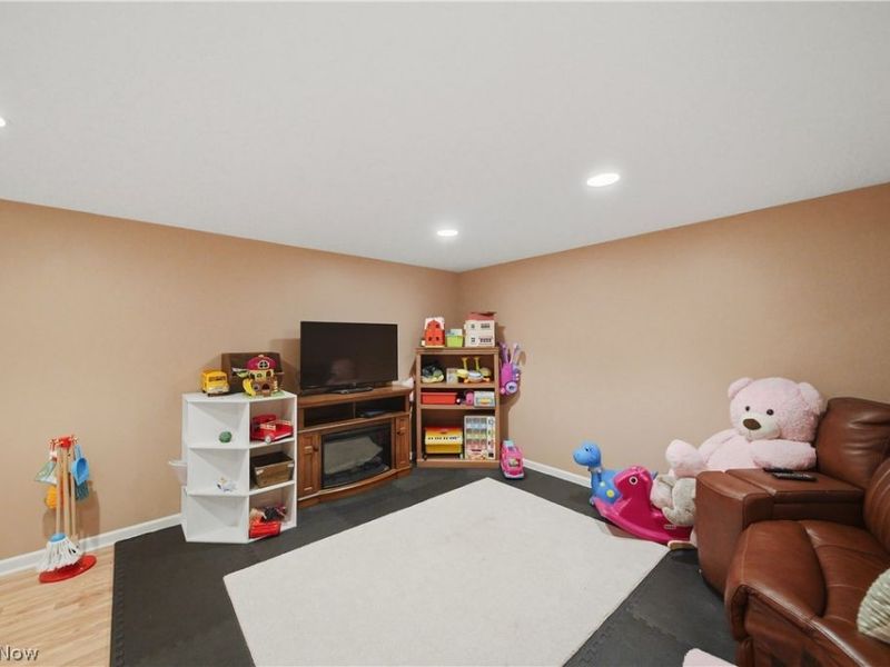 2354 Frederick Drive, Cuyahoga Falls, OH 44221 Photo 30