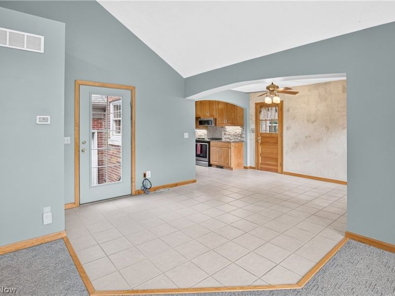916 Milan Avenue, Amherst, OH 44001 Photo 14