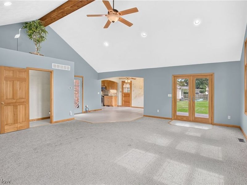 916 Milan Avenue, Amherst, OH 44001 Photo 15
