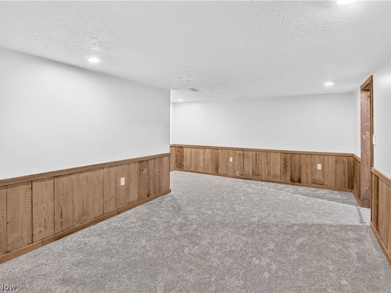 916 Milan Avenue, Amherst, OH 44001 Photo 36