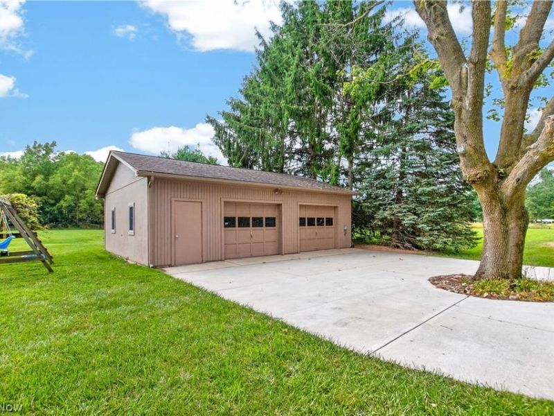 916 Milan Avenue, Amherst, OH 44001 Photo 44