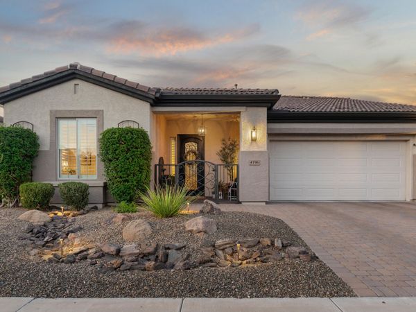 4196 E NIGHTINGALE Lane, Gilbert, AZ 85298