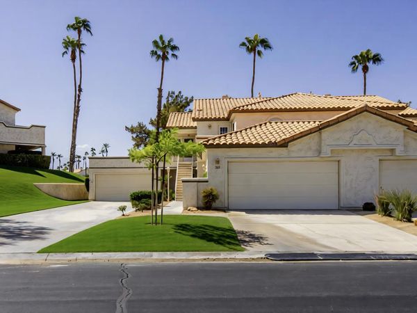 285 Desert Falls Drive E, Palm Desert, CA 92211