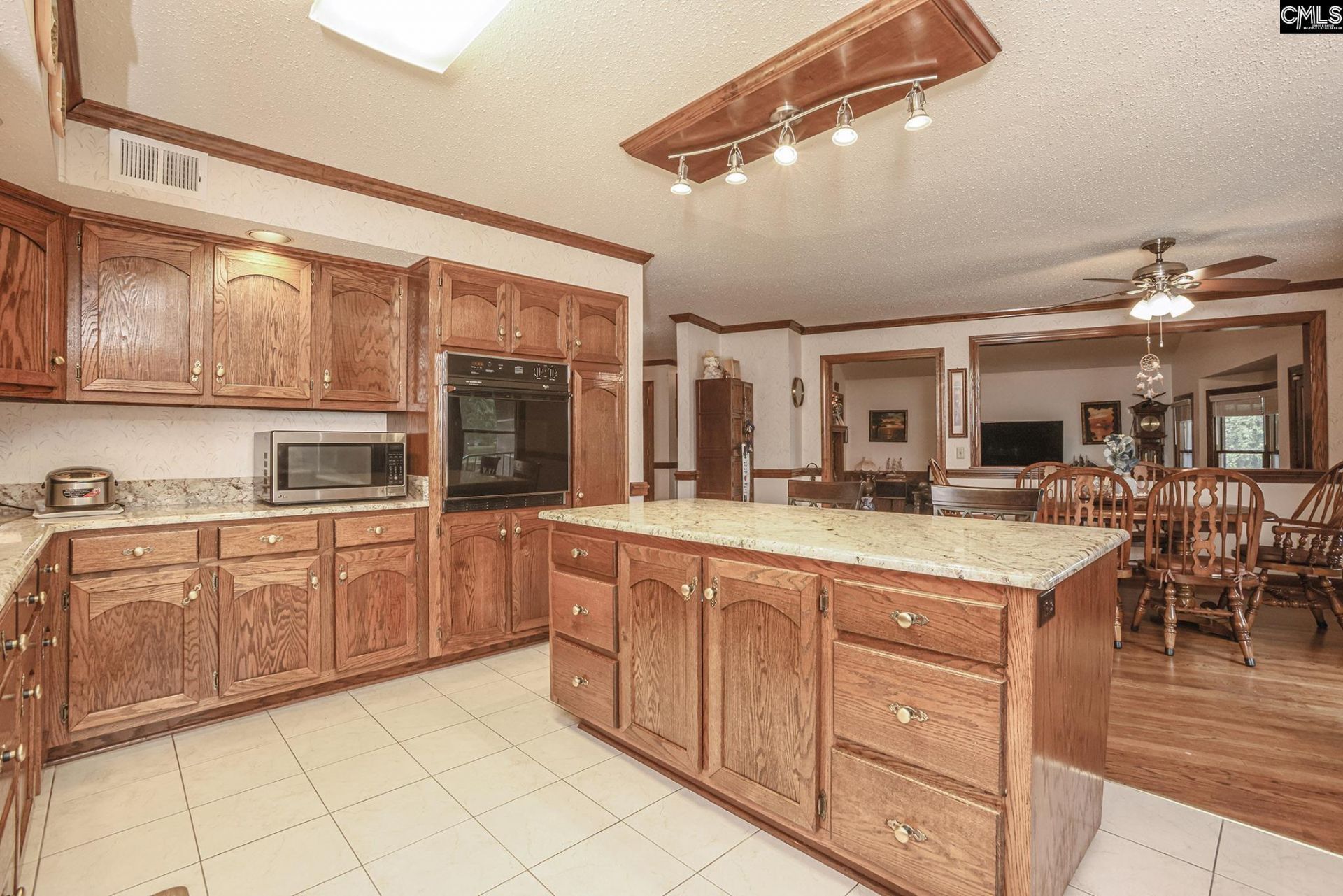 37 Windsor Cove  Photo 18