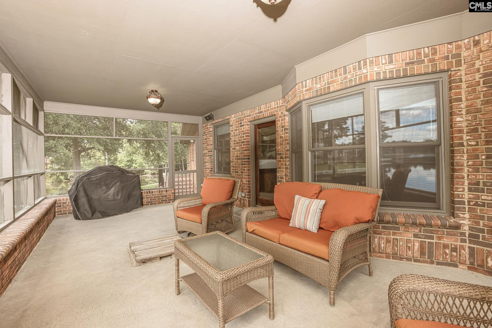 37 Windsor Cove  Photo 8