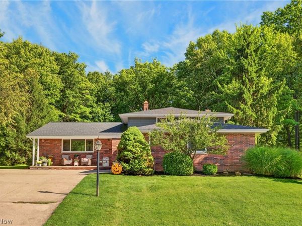 7651 Koch Drive , Parma, OH 44134