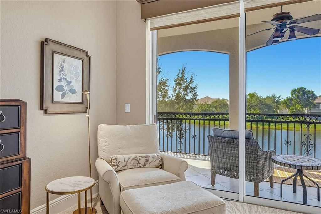 9238 Tesoro Ln, Unit 203, Naples, FL 34114 Photo
