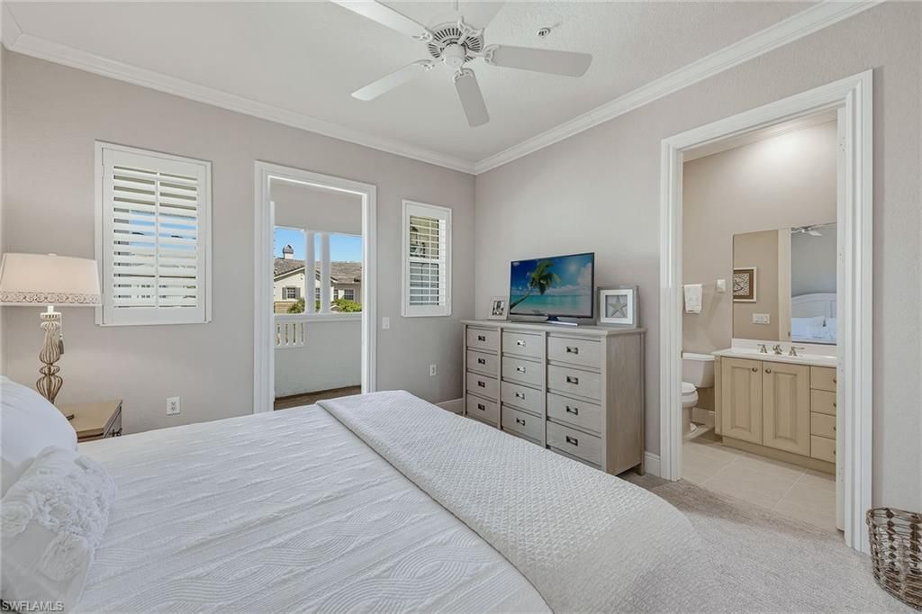 9238 Tesoro Ln, Unit 203, Naples, FL 34114 Photo