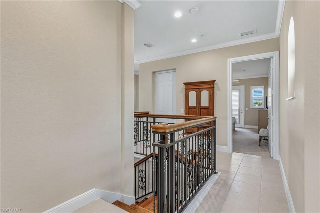 9238 Tesoro Ln, Unit 203, Naples, FL 34114 Photo
