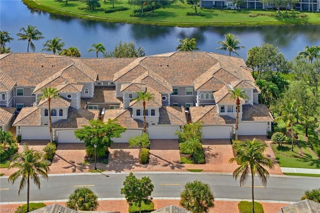 9238 Tesoro Ln, Unit 203, Naples, FL 34114 Photo