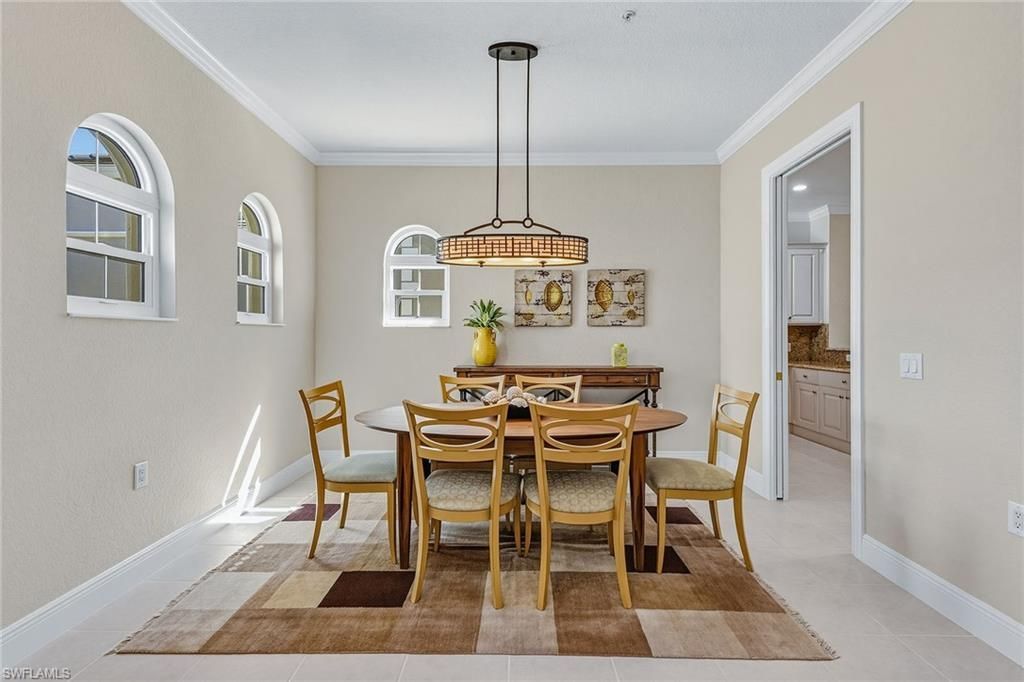9238 Tesoro Ln, Unit 203, Naples, FL 34114 Photo