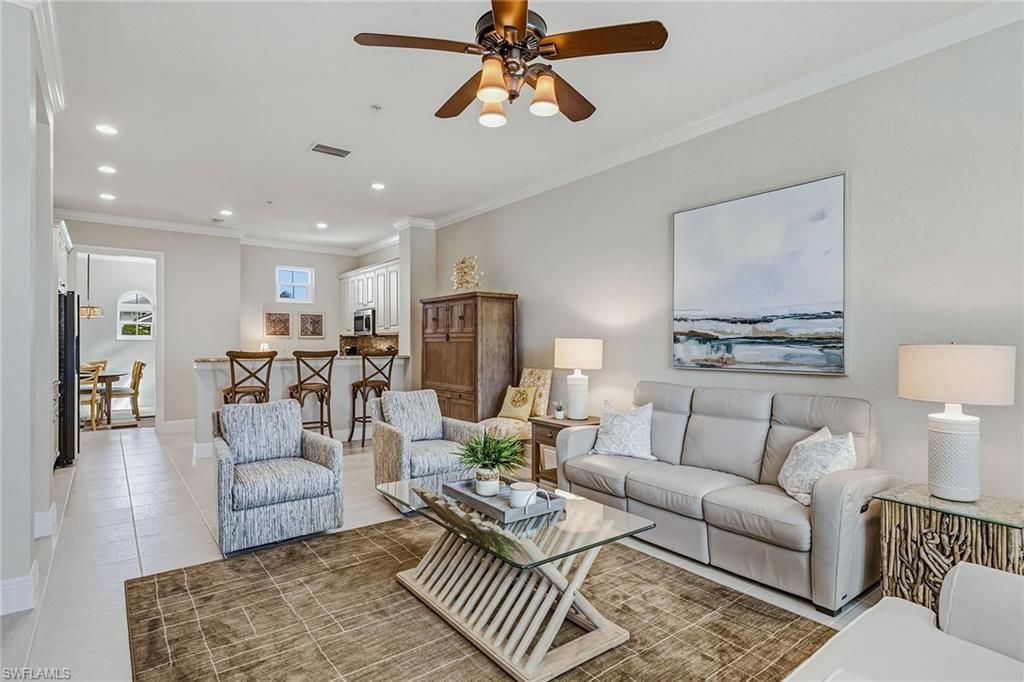 9238 Tesoro Ln, Unit 203, Naples, FL 34114 Photo