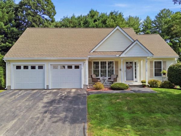 1 Fernwood Drive, Unit 1, Litchfield, NH 03052
