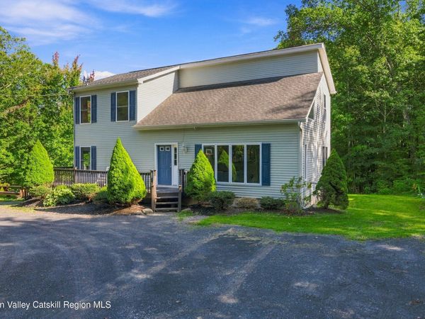 696 Old Road, Windham, NY 12496