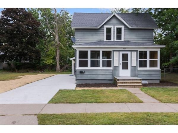 524 S Dakota Avenue, New Richmond, WI 54017