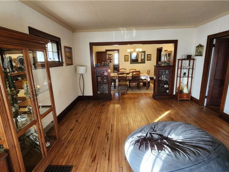 7925 Garfield Boulevard, Garfield Heights, OH 44125 Photo 15