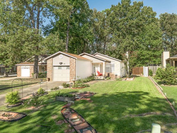 32 Pin Oak Loop, Maumelle, AR 72113