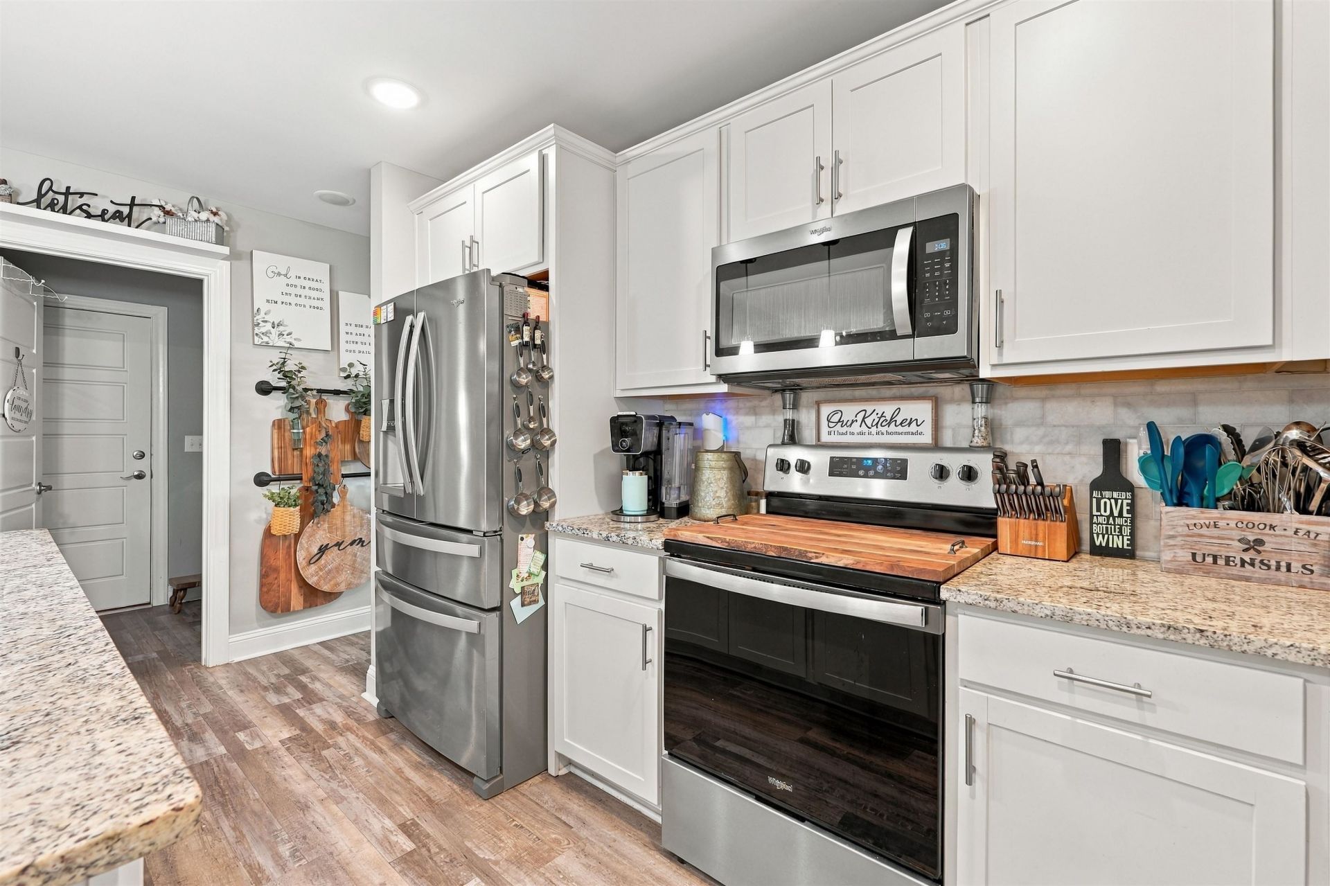 221 Penn Circle Photo 18