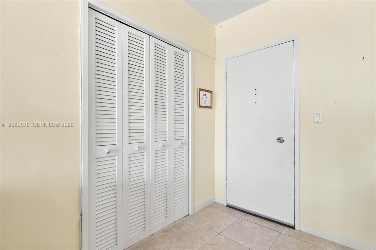 9101 E Bay Harbor Dr , Unit 201, Bay Harbor Islands, FL 33154 Photo