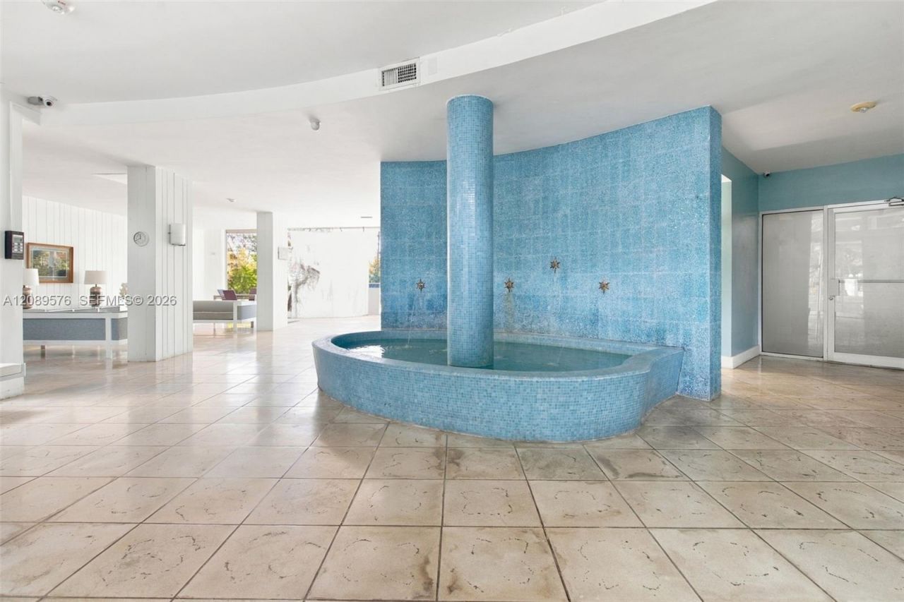 9101 E Bay Harbor Dr , Unit 201, Bay Harbor Islands, FL 33154 Photo