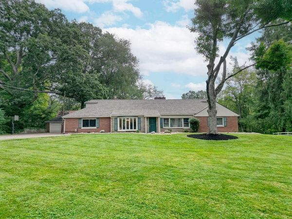 204 S Edgewood Road , Mount Vernon, OH 43050
