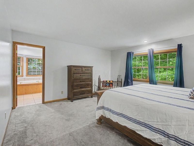 3381 Apple Valley Drive , Howard, OH 43028 Photo 13