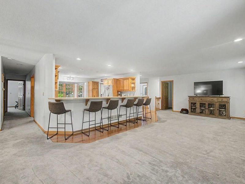 3381 Apple Valley Drive , Howard, OH 43028 Photo 8