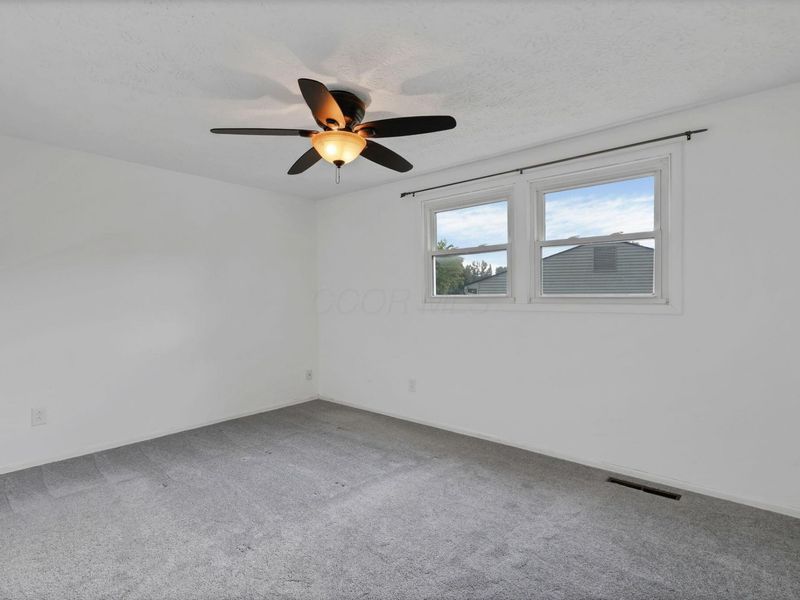 6660 Skywae Drive , Columbus, OH 43229 Photo 10