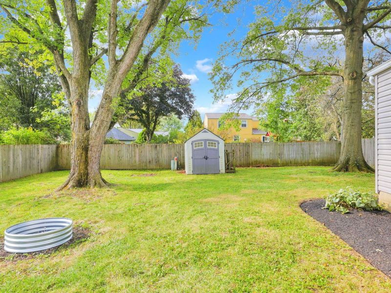 6660 Skywae Drive , Columbus, OH 43229 Photo 29