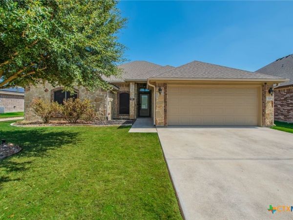 2105 Briar Hollow Drive , Temple, TX 76502