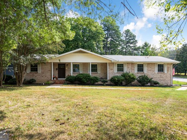 2130 Colonial Parkway Drive, Chattanooga, TN 37421